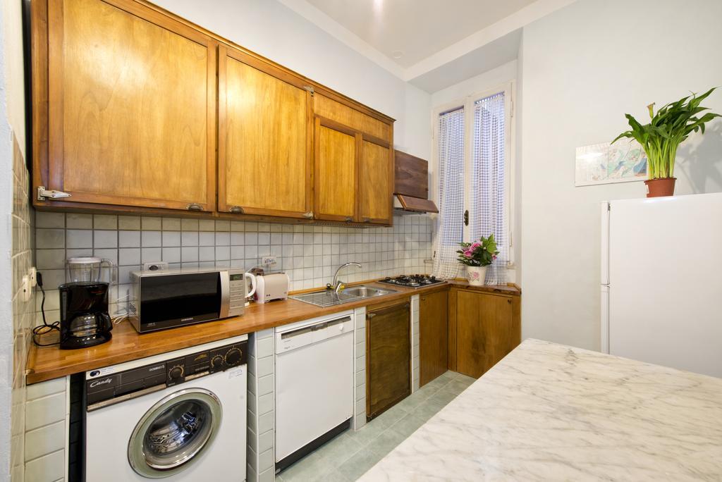Fontana De Trevi Apartment Rome Room photo