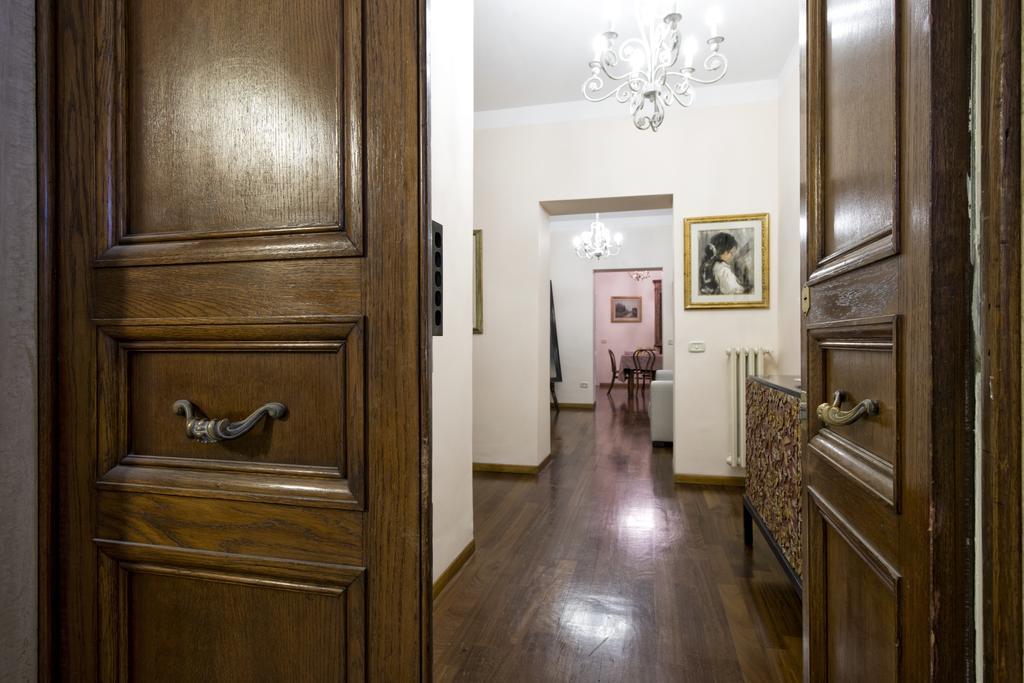 Fontana De Trevi Apartment Rome Room photo