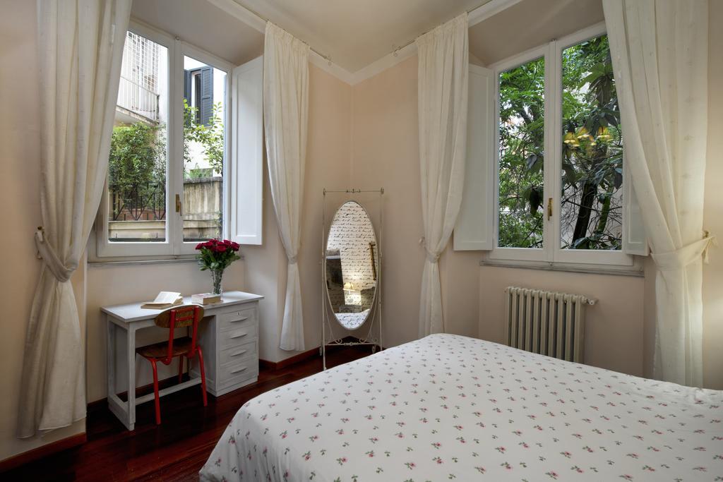 Fontana De Trevi Apartment Rome Room photo