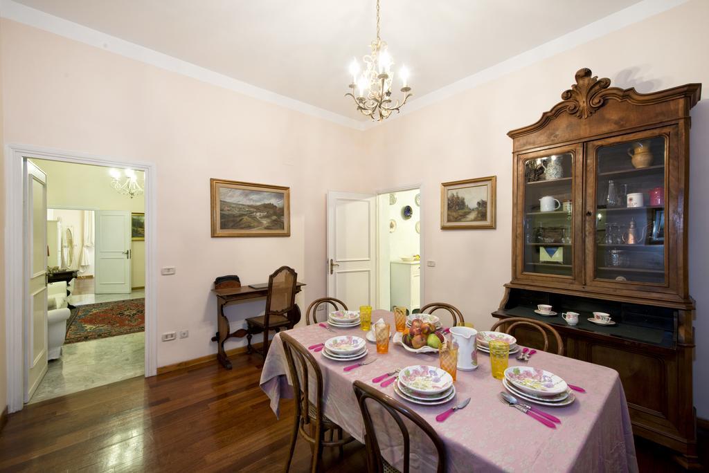 Fontana De Trevi Apartment Rome Room photo